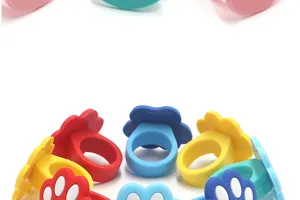Buntes PVC Weichgummi süße Katzenpfote Ringe Set Kinder Schmuck Zubehör Spielzeug