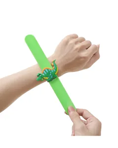 Bracelet slap dinosaure mignon pour enfants bracelet silicone dessin animé cadeau détail
