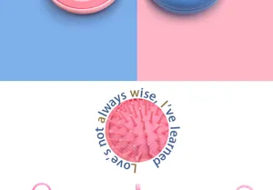 Vue détaillée de la brosse à cheveux ronde et rose portable avec coussin d'air souple.