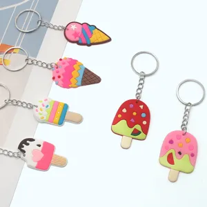 Set di portachiavi in silicone con gelato e cartone animato, anello in PVC colorato.