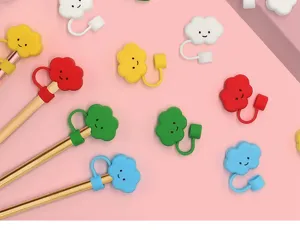 Niedliche lächelnde Wolken Silikon Strohhalm Kappen Set, bunte Getränke Zubehör.
