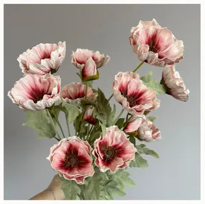 Vue détaillée bouquet de fleurs de coquelicot artificielles, dégradé rose déco.