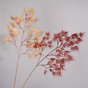 Branche unique de feuille d'érable artificielle pour décoration florale d'intérieur.