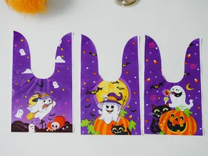 Halloween violet sakoules plastikes gia karameles, leptomereia syskevasias doron.