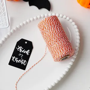 Ficelle de coton orange et blanche d'Halloween ruban d'emballage cadeau avec étiquettes
