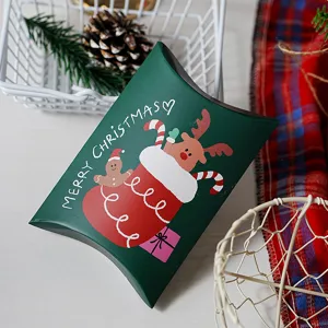 Boîte cadeau coussin de Noël, emballage en papier vert pour biscuits avec joli renne.