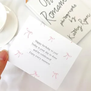 Tarjeta de felicitación de cumpleaños lazo rosa envoltorio de regalo estético set 30pcs