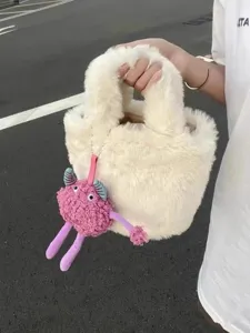 Damen Winter Plüsch Eimer Tasche flauschige Kunstfell Handtasche süßer kleiner Monster Anhänger