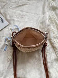 Sac bandoulière en paille tissée fait main pour femmes, mini sac de téléphone tricoté.