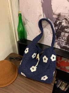 Korean autumn winter plush flower embroidered tote bag women's sweet single shoulder bag