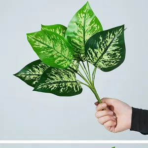 Hojas de plantas artificiales ramo de vegetación falsa para decoración del hogar
