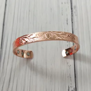 Bracciale Rigido Magnetoterapia in Rame Vintage Per Uomo Donna Regolabile Aperto Vite Floreale Goffrato Anello Rame Gioielli Bio Regalo