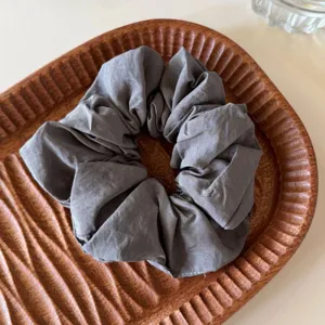Graues Stoff Haargummis einfarbig lässig Haarband weich minimalistische Haarschmuck