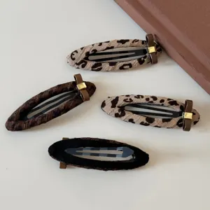 Set de pinzas para el cabello de tela con estampado de leopardo, lindo pasador de pico para mujer.
