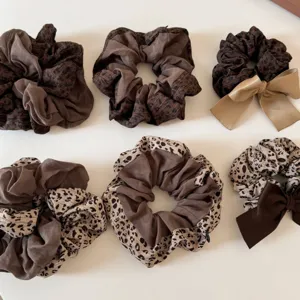 Conjunto coleteros leopardo otoño coreano, gomas chic con lazo para peinados de mujeres.
