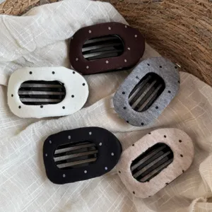 Pinces a griffes de cheveux en tissu a pois style coreen pinces requin plates pour les femmes.