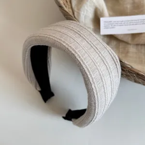 Bandeau en tissu côtelé large pour femme, cerceau à cheveux élégant et minimaliste quotidien.