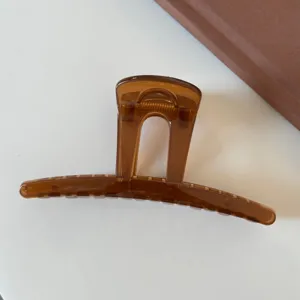 Molletta per capelli marrone da donna, design minimalista chic, clip artiglio acrilica resistente.