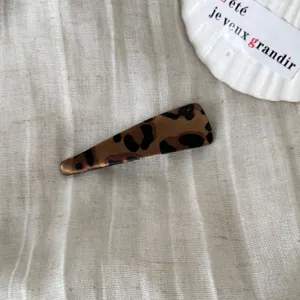 Pinza de pelo con estampado de leopardo vintage coreano, pasador elegante detalle vista