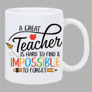 Tasse à café en céramique avec citation inspirante pour professeur, durable et réutilisable.