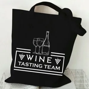 Bolso tote de lona negra con estampado de equipo de cata de vinos para uso diario.