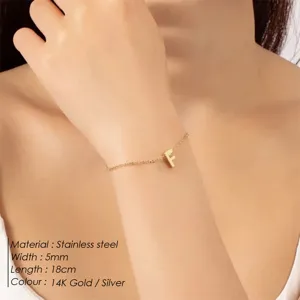 Bracelet Initial en Lettre en Acier Inoxydable pour Femmes Or et Couleur Acier Bracelet à Breloques Alphabet Personnalisé Bijoux de Mode