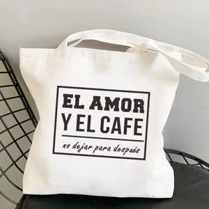 Weißer Canvas Shopper mit spanischem Text, modische Freizeittasche für den täglichen Gebrauch.