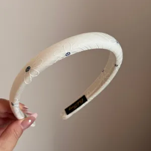 Korean style white daisy embroidered hair hoop elegant fabric headband for women daily