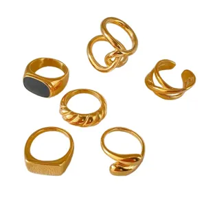 Vergulde roestvrijstalen ringen set, minimalistische geometrische stackable mode sieraden.