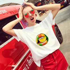 T-shirt blanc décontracté d'été pour femme avec imprimé graphique tendance de lèvres et citron