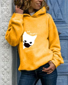 Felpa con cappuccio gialla da donna con stampa grafica di gatto divertente e maniche lunghe.