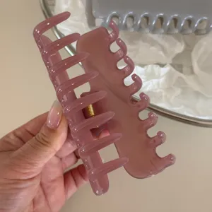 French Jelly Pink Hair Claw Clip Medium Transparent Plastic Shark Hair Catch Clip Accessory