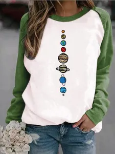 Sweat-shirt décontracté pour femme avec manches raglan et imprimé planètes du système.