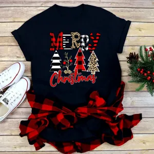Christmas graphic short sleeve black t-shirt, festive holiday print casual top for women.