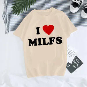 Camiseta informal de manga corta en color beige con estampado gráfico de letras divertido para diario.