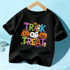 Camiseta negra de manga corta para niños Halloween con estampado festivo trick or treat