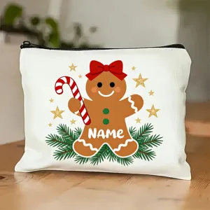 Gros plan détaillé d'une trousse de maquillage blanche avec un bonhomme en pain d'épices.