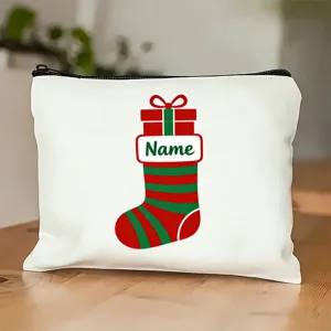 Weisser Kosmetikbeutel mit Weihnachtssocke Druck, perfekt fur Geschenke und den Alltag.