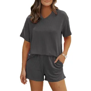 Γυναικείο Σετ Loungewear Καλοκαιρινό Μονόχρωμο V-Λαιμό Πλεκτό Κοντομάνικο Τοπ και Σορτς