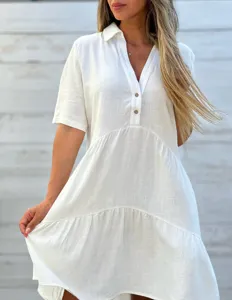 Lässiges weißes Kurzarm-Midikleid mit Revers-V-Ausschnitt und gestuftem Rock für Damen.