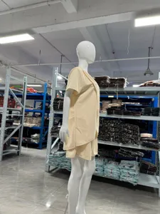 Damen einfarbig unregelmäßige Kurzarm-Oberteil und Shorts zweiteiliges Set Sommer