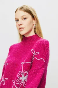 Women chunky knit sweater mock neck long sleeve floral embroidered winter pullover top