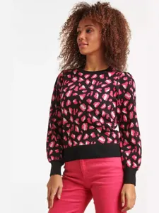 Women's pink leopard print knit sweater, casual long sleeve crewneck pullover for autumn.