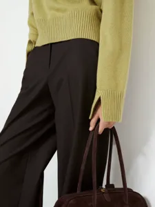 Women's autumn winter loose turtleneck knit sweater, classic long sleeve casual pullover top.