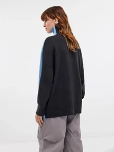 Womens casual oversized turtleneck knit sweater with color block design, autumn winter style main