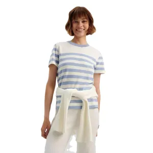 Women's round neck short sleeve striped knit sweater casual summer top fashion apparel.