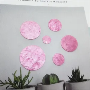 Rosa marmorierte Acryl-Rundanhänger für DIY-Schmuckherstellung, Handwerk und Zubehör.