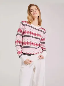 Women winter pink round neck knit sweater with geometric diamond jacquard pattern daily wear