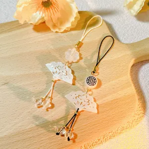 Style Traditionnel Chinois Acrylique Imitation Coquille Éventail Téléphone Lanière Sac Voiture Suspendu Pendentif Ornement Accessoires de Mode