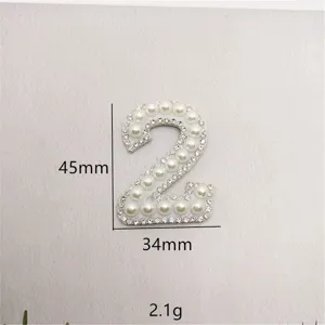 Perlen Strass Nummer 2 Aufnäher für Kleidung Dekoration, DIY Bastelzubehör, 45x34mm.